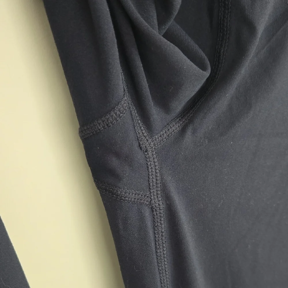 Quince Navy Blue Flare Athleasure Pants Workout Athletic size small